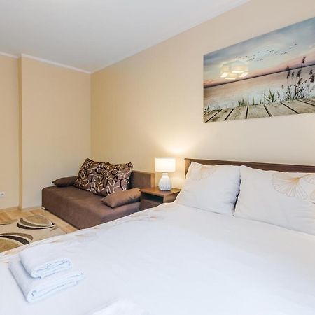 Apartament Ksiezycowy Z Ogrodem- Sopot Esterno foto